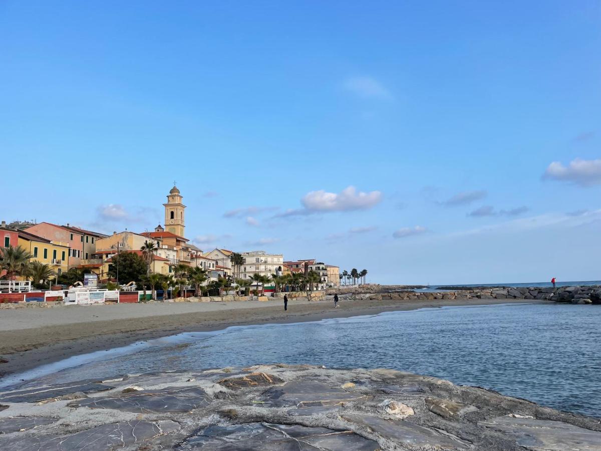 Bistrot Del Mare Apartment Santo Stefano al Mare Luaran gambar