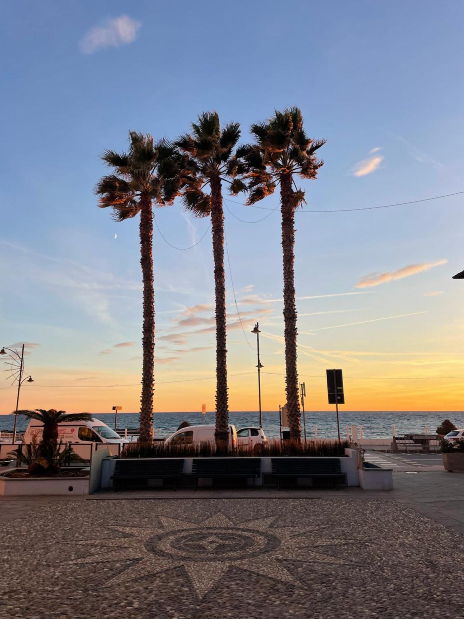 Bistrot Del Mare Apartment Santo Stefano al Mare Luaran gambar