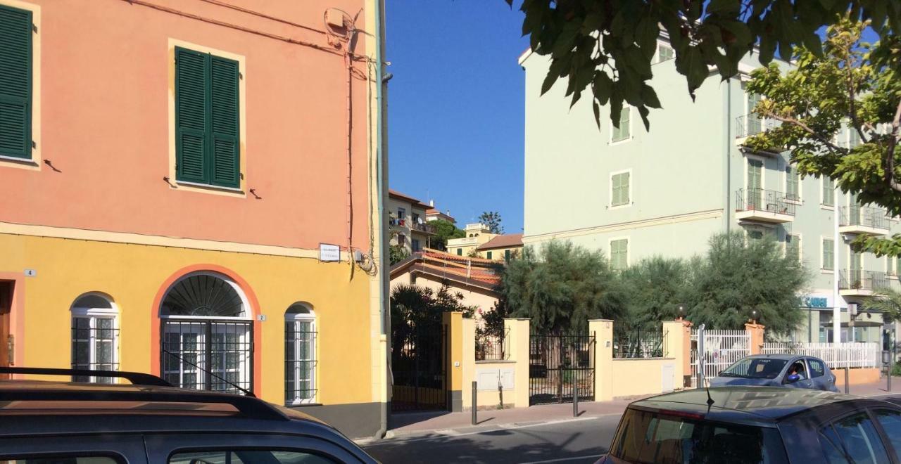 Bistrot Del Mare Apartment Santo Stefano al Mare Luaran gambar