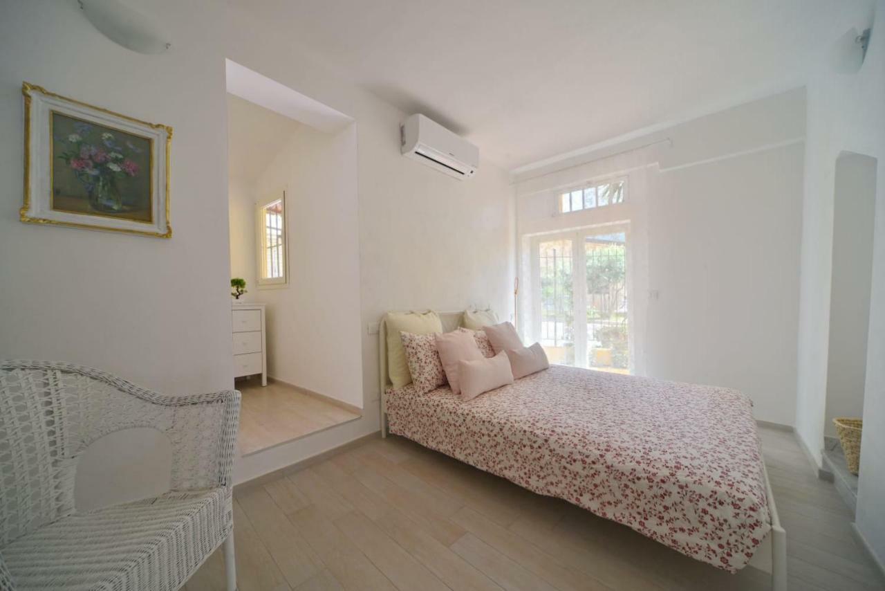 Bistrot Del Mare Apartment Santo Stefano al Mare Luaran gambar