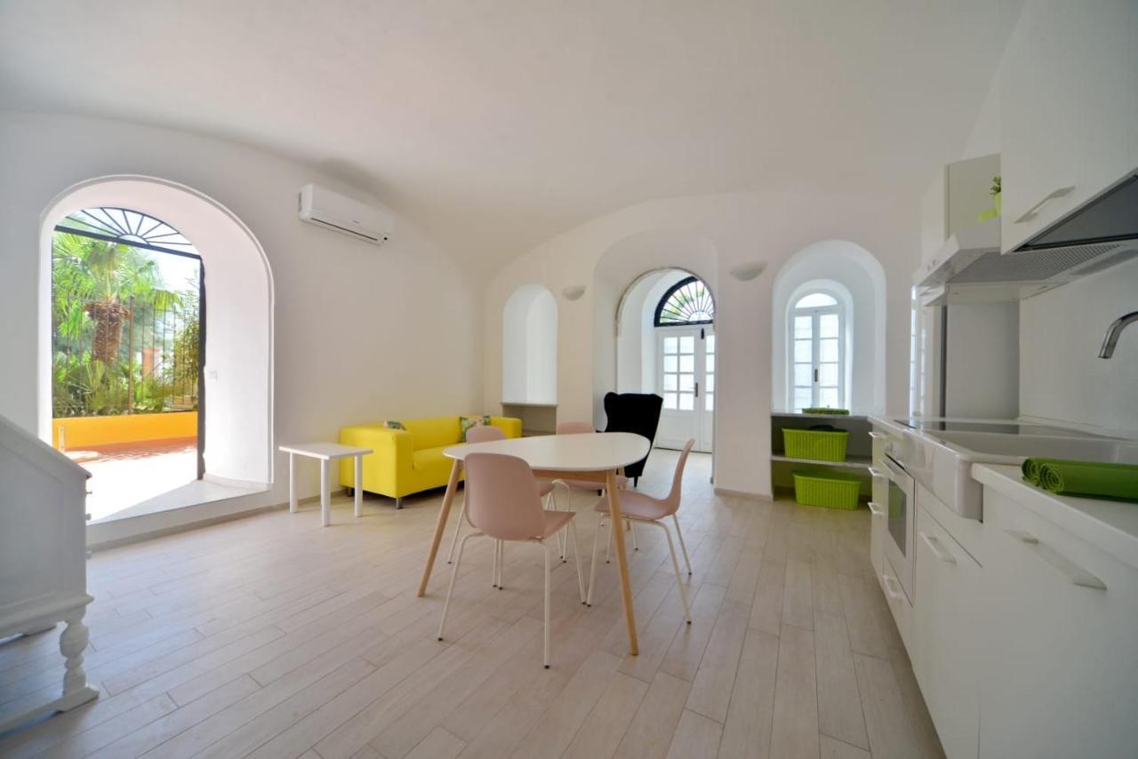 Bistrot Del Mare Apartment Santo Stefano al Mare Luaran gambar